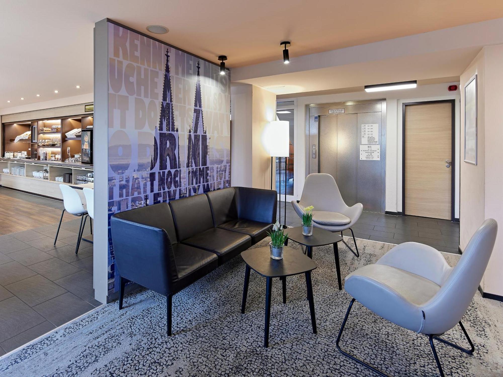 Hotel Koeln-west Colónia